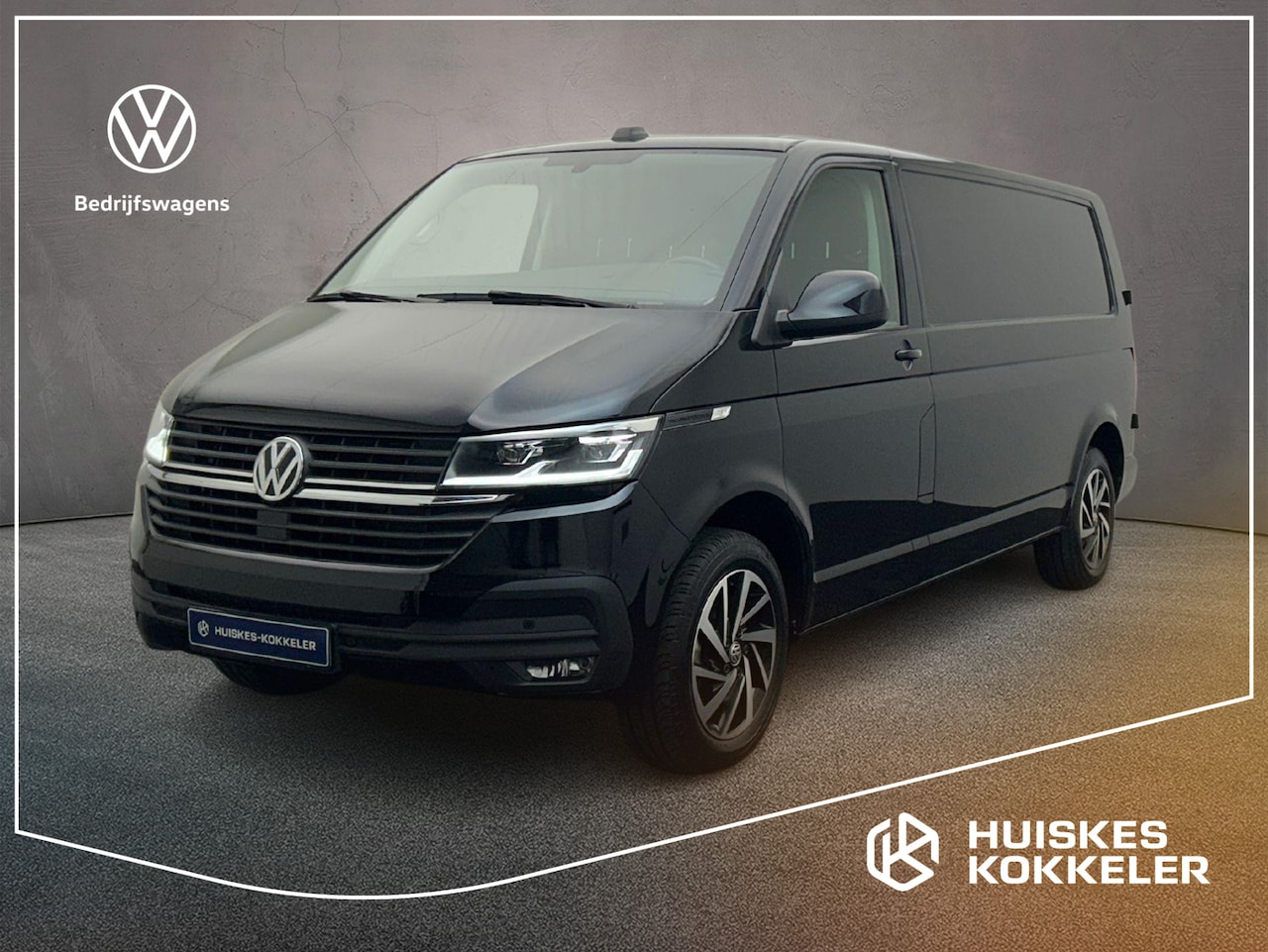 Volkswagen Transporter - T6.1 2.0 TDI 150pk DSG L2 | LED-Koplampen | Camera | Digital Cockpit  | Navigatie | Achter - AutoWereld.nl