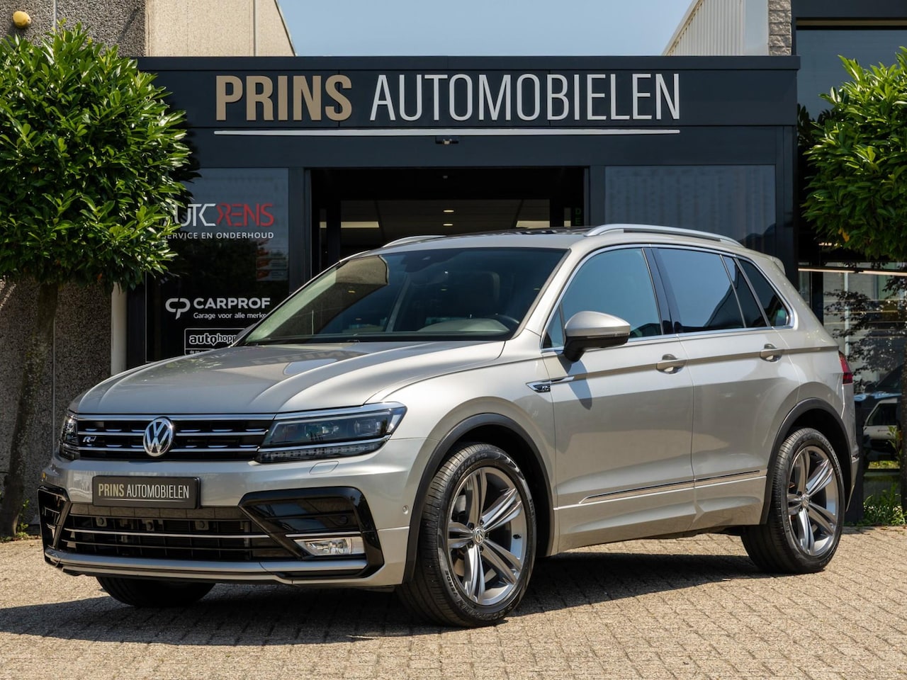 Volkswagen Tiguan - 1.4 TSI ACT 3x R-Line|1e Eig|Pano|Sfeer - AutoWereld.nl