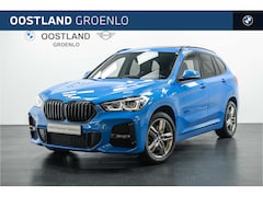 BMW X1 - xDrive25e M Sport Automaat / Panoramadak / Trekhaak / Achteruitrijcamera / Sportstoelen /