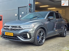 Volkswagen T-Roc - 2.0 TSI 4Motion R / AKRAPOVIC
