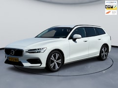 Volvo V60 - 2.0 B3 Momentum Advantage|Trekhaak|Carplay|Camera|
