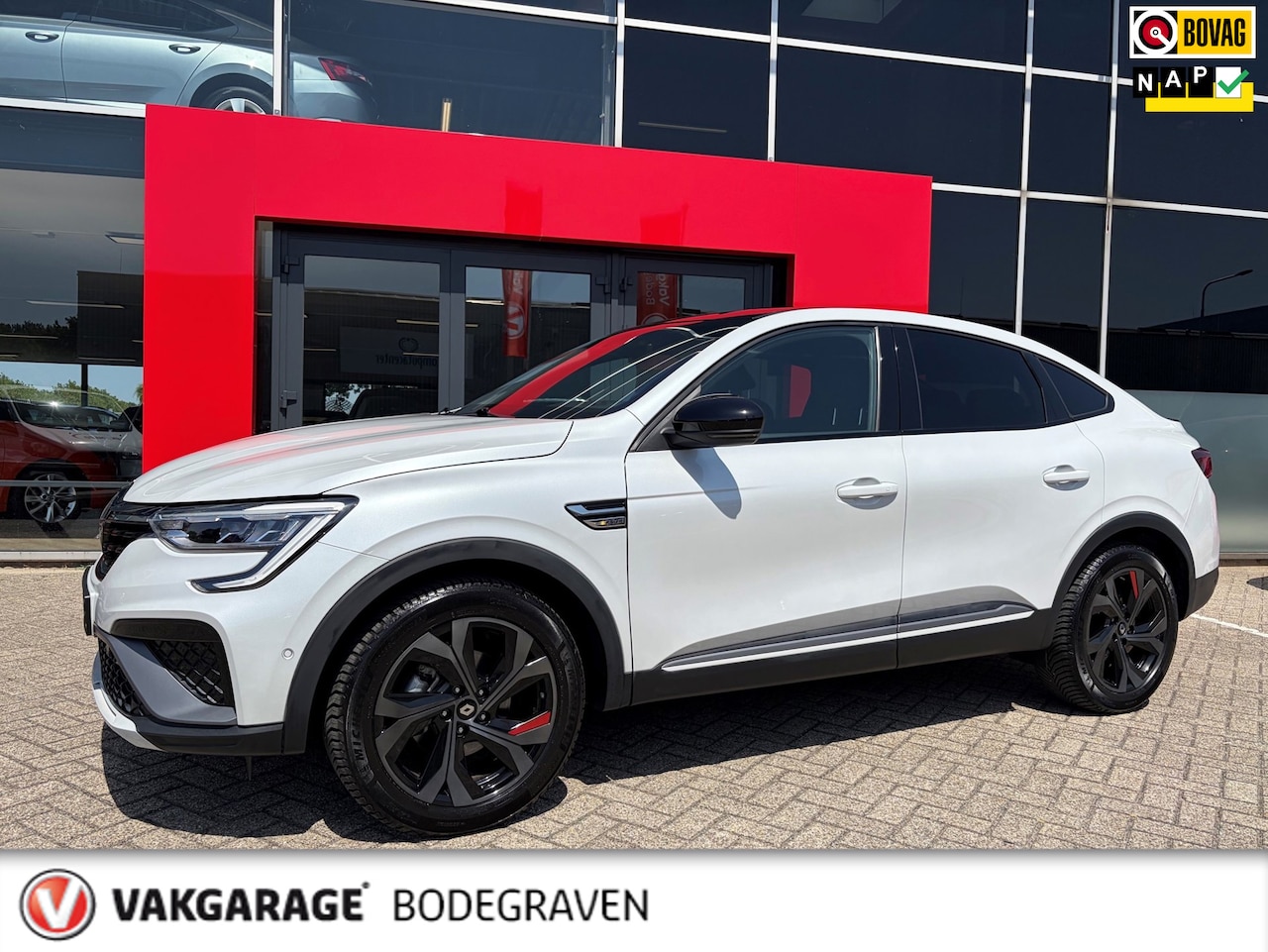Renault Arkana - 1.6 E-Tech Hybrid 145 R.S. Line / camera - AutoWereld.nl