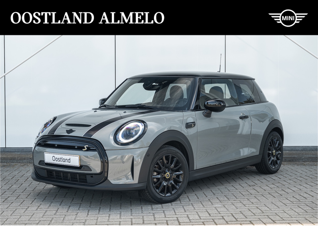 MINI Electric - Classic / Sportstoelen / Comfort Access / Achteruitrijcamera / Stoelverwarming / Harman-Ka - AutoWereld.nl