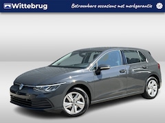 Volkswagen Golf - 1.5 eTSI 130PK Life Business / Digitale Cockpit / LED / Parkeersensoren V+A / Stuur + Stoe