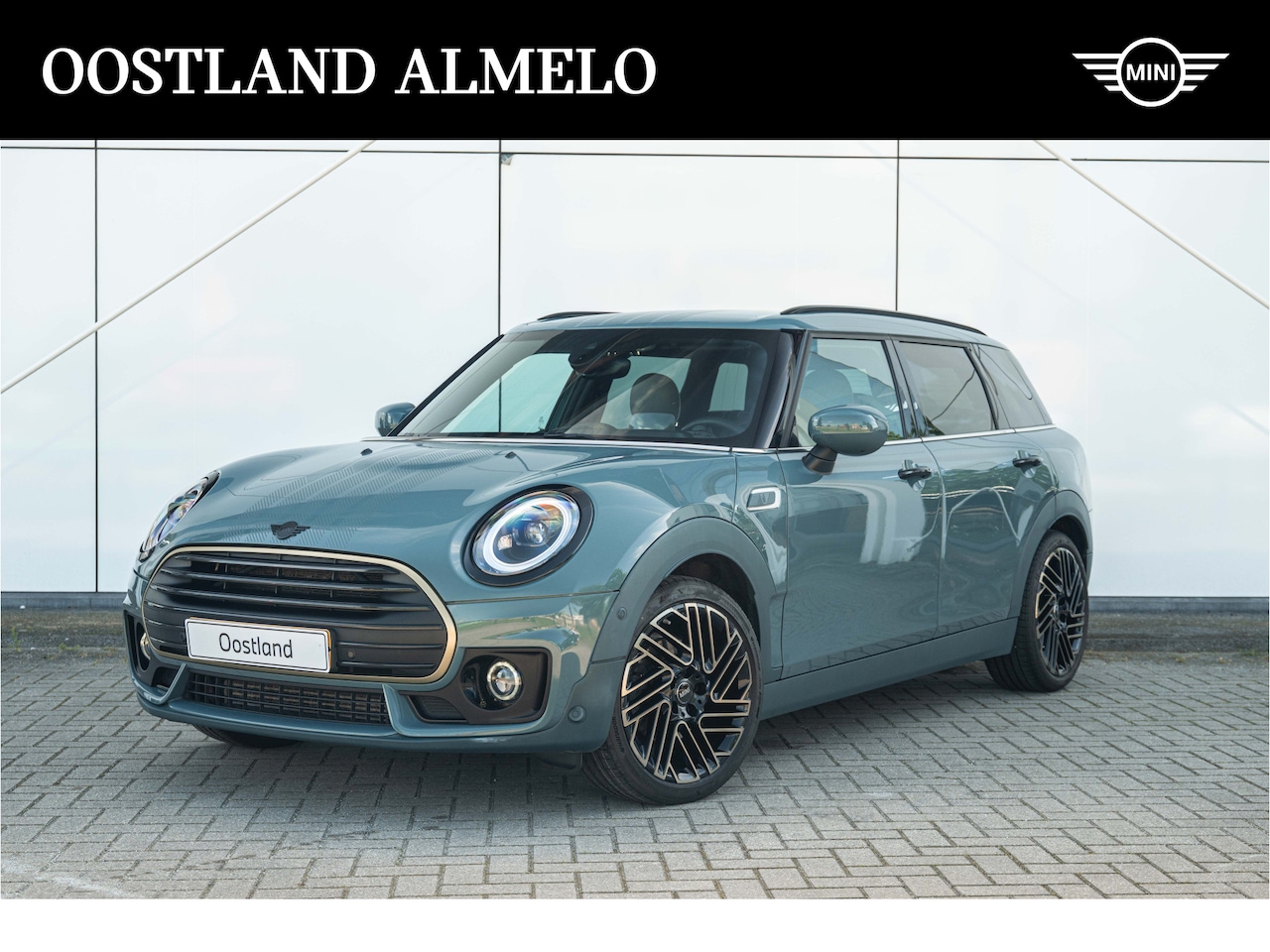 MINI Clubman - Cooper Untold Automaat / Comfortstoelen / Comfort Access / Achteruitrijcamera / Adaptieve - AutoWereld.nl