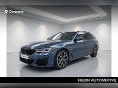 BMW 5-serie Touring - 530e M-Sport Pro | M-Stoelen | Panorama | Harman Kardon | Trekhaak | Laserlight | Head-Up