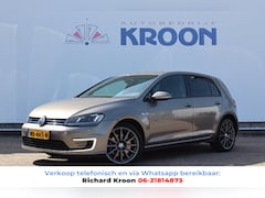 Volkswagen Golf - 1.4 TSI GTE Connected Series|Vol Leder|Cruise Control|Camera|