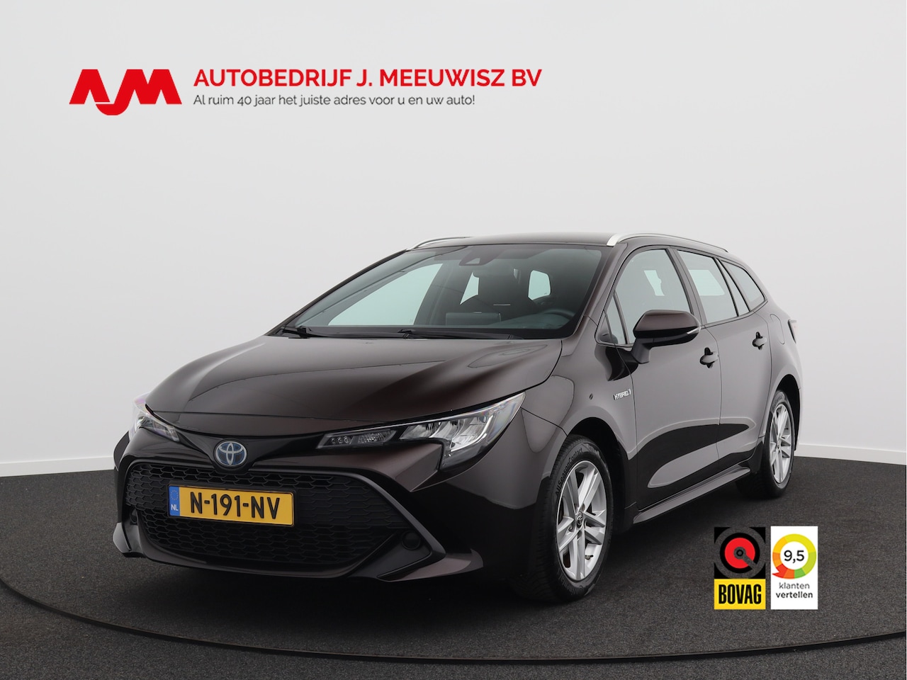 Toyota Corolla Touring Sports - 1.8 Hybrid Active/ lage km/ zeer mooi! - AutoWereld.nl
