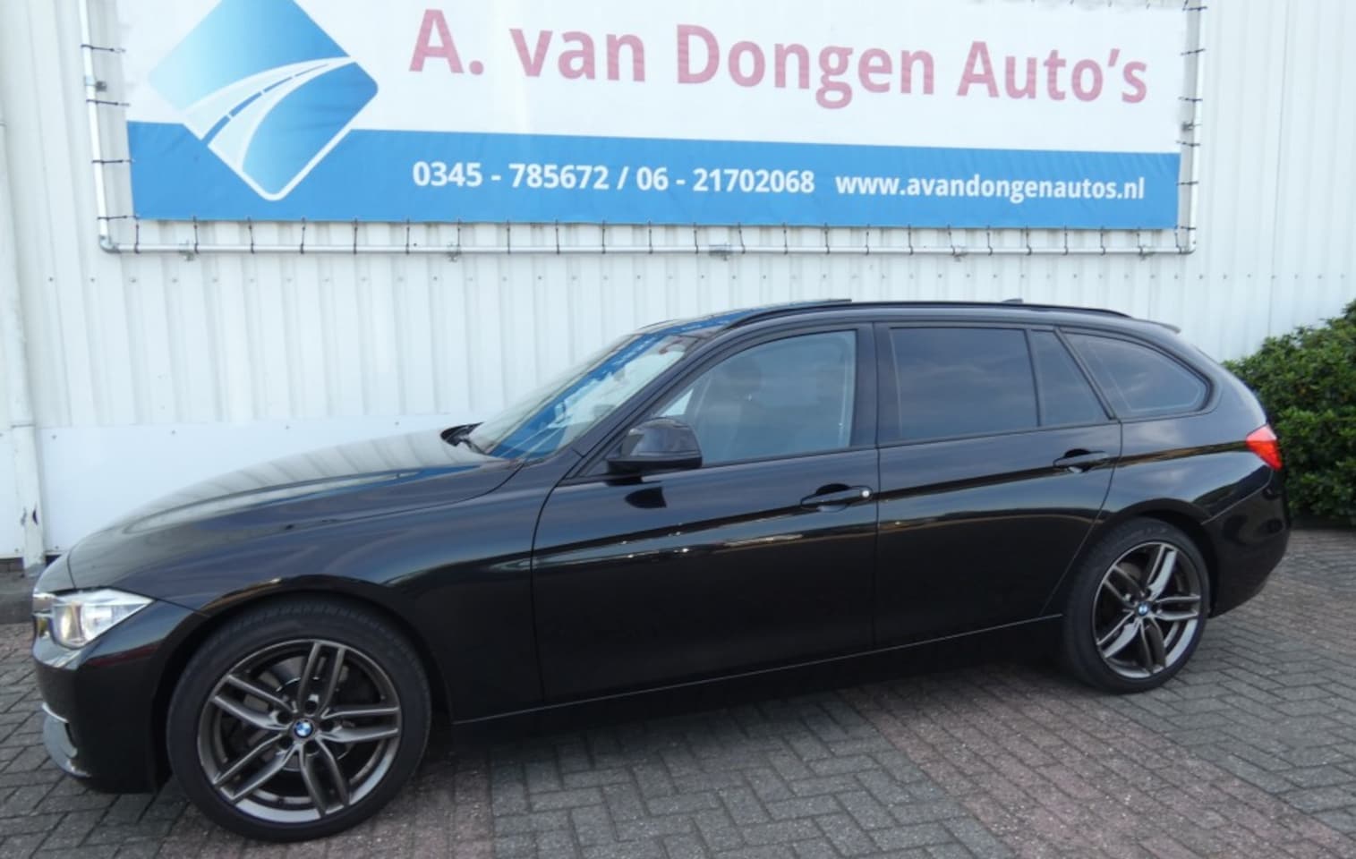 BMW 3-serie Touring - 328I Touring,Aut,Navi,Leer,Pano,Led,Stoelverw - AutoWereld.nl