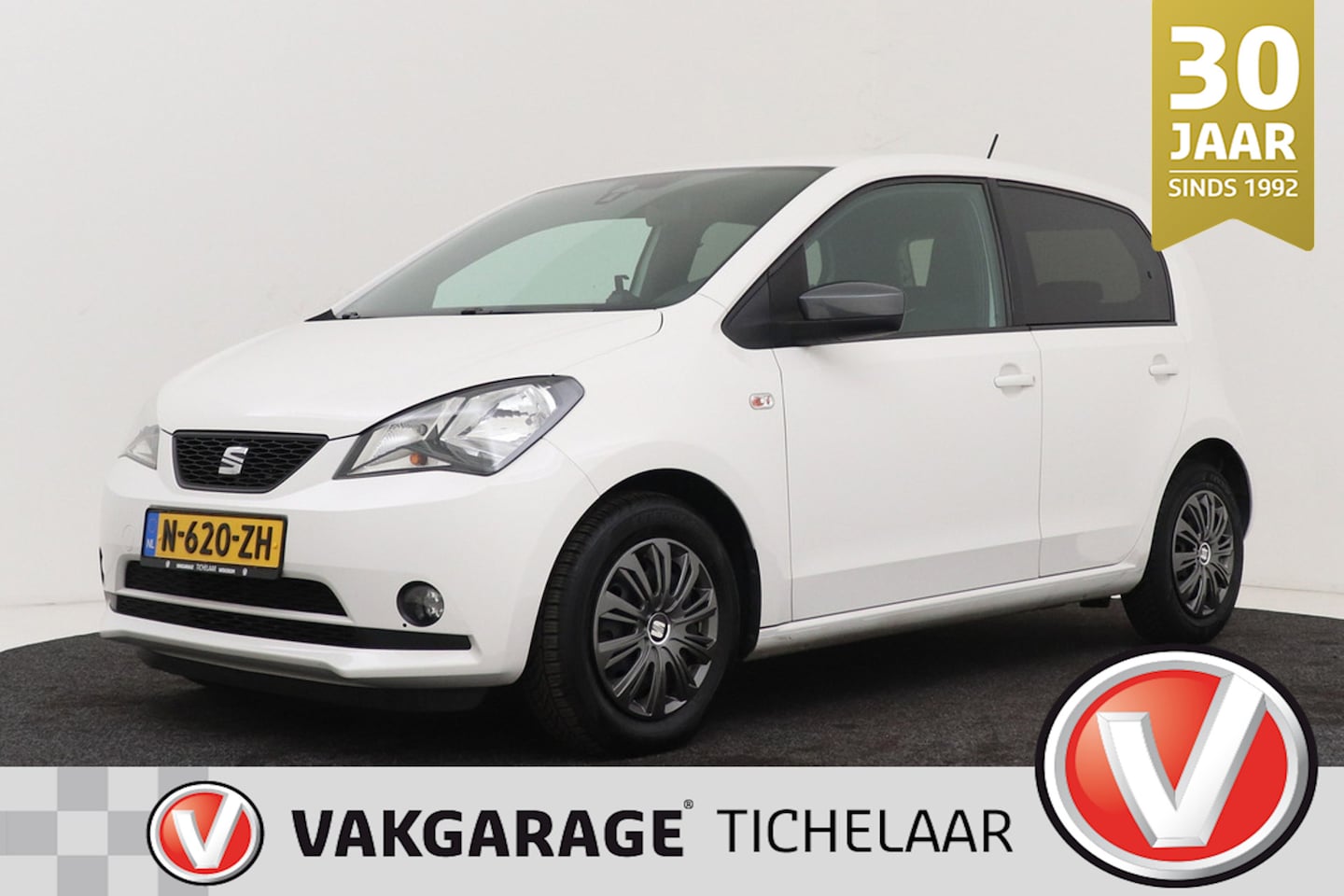 SEAT Mii - 1.0 Style 74PK | Airco | Stoelverwarming | Parkeersensoren | Cruise | All-season banden | - AutoWereld.nl