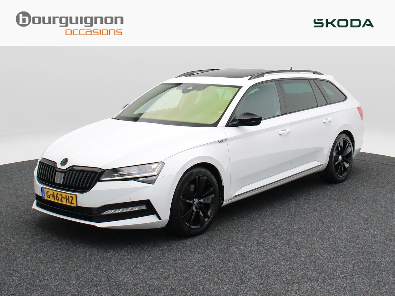 Skoda Superb Combi - 1.5 TSi ACT 150 Pk Automaat Sportline Business | Trekhaak | Stoelverwarming | Panorama dak - AutoWereld.nl