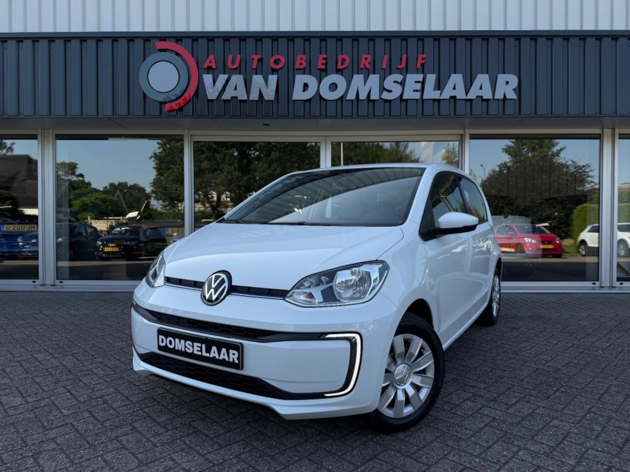 Volkswagen e-Up! - E-Up! - NL Auto Dealer Ond. Camera Cruise Control Airco Stoelverw. - AutoWereld.nl