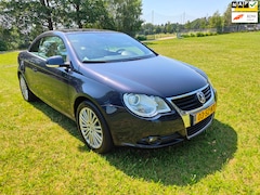 Volkswagen Eos - 2.0-16v FSI Cabriolet
