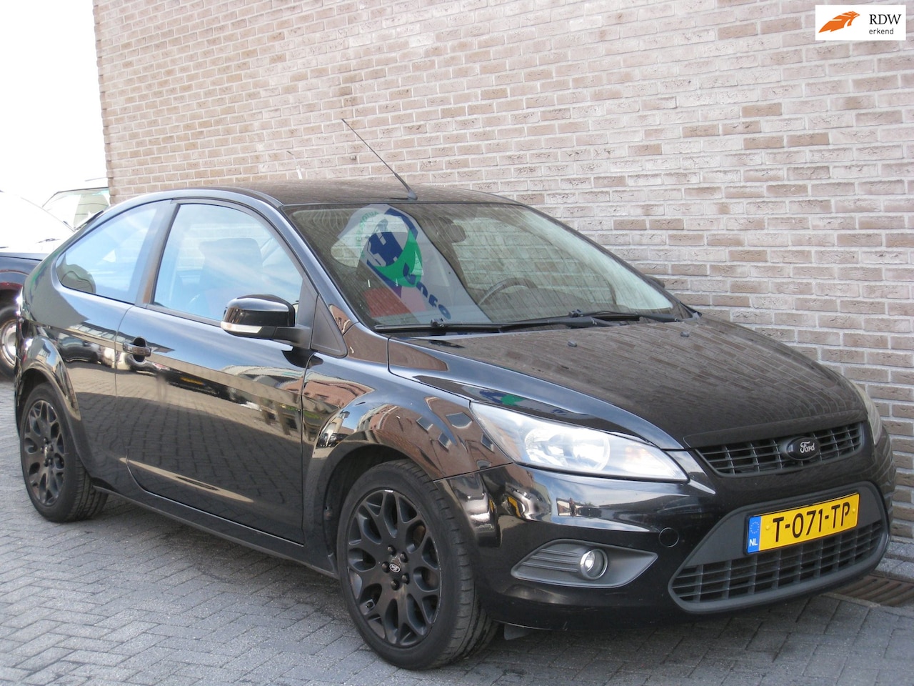 Ford Focus - 1.6-16V Trend - Airco - Trekhaak - - AutoWereld.nl