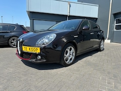 Alfa Romeo Giulietta - 1.4 Turbo Sport Collezione Navigatie