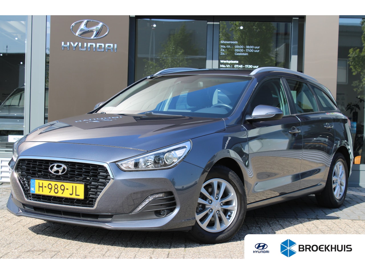 Hyundai i30 Wagon - 1.0 T-GDI Comfort | Achteruitrijcamera | Airco (automatisch) | Navigatiesysteem full map - AutoWereld.nl