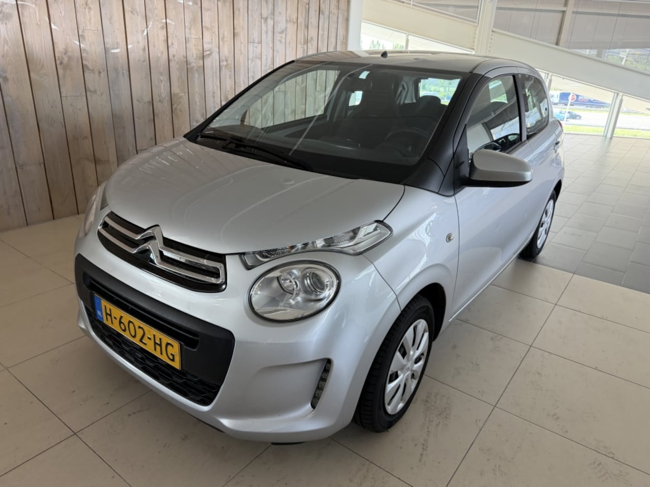 Citroën C1 - 1.0 VTi Feel 1.0 VTi Feel - AutoWereld.nl