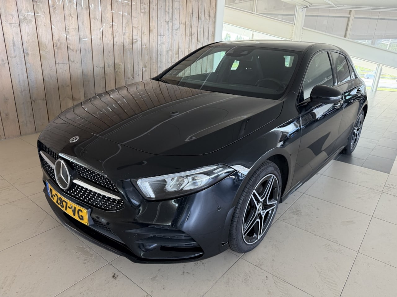 Mercedes-Benz A-klasse - 250 e Bns Sol. AMG - AutoWereld.nl