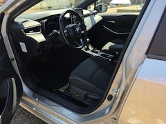 Toyota Corolla Touring Sports - 1.8 Hybrid Dynamic | Dealer Onderhouden | Apple Carplay-Android Auto | Rijklaarprijs