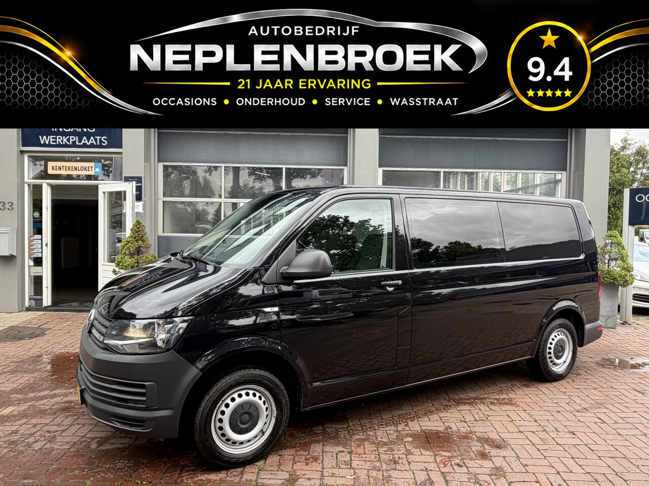 Volkswagen Transporter - 2.0 TDI L2H1 DC rolstoelbus bj 2015 km 48.000 1e eigenaar - AutoWereld.nl