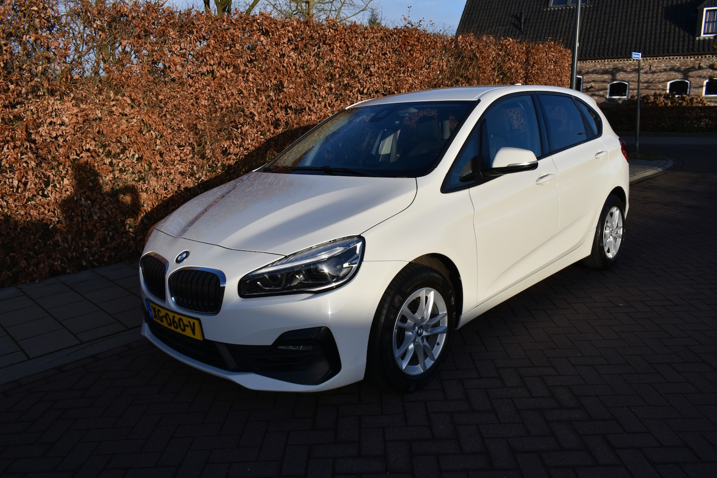 BMW 2-serie Active Tourer - 218i Executive AUT. '19 79DKM TREKH. NIEUWSTAAT! - AutoWereld.nl