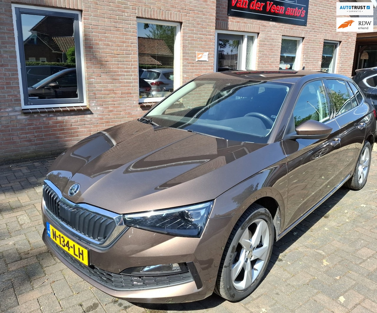 Skoda Scala - 1.0 TSI Business Edition. Zeer netjes! O.a. stoelverwarming, carplay, cruise, pdc, etc! Pr - AutoWereld.nl