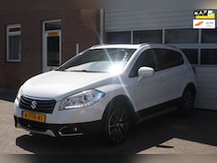 Suzuki SX4 S-Cross - 1.6 High Executive Garantie, Leder, Panoramadak, Xenon, Stoelverwarming, Trekhaak