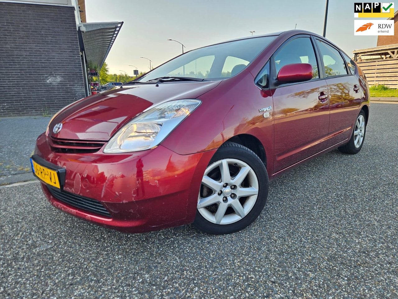 Toyota Prius - 1.5 VVT-i GARANTIE 1 jaar op Hybride Batteij - AutoWereld.nl