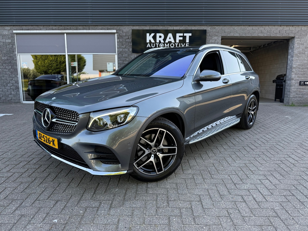 Mercedes-Benz GLC-klasse - 250 4MATIC AMG ambition | PANO | 360 Camera | Burmeister | Full LED | Navi | Cruise | Clim - AutoWereld.nl