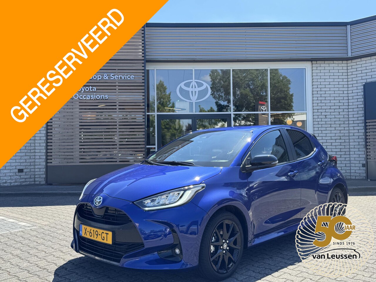Toyota Yaris - 1.5 HYBRID EXECUTIVE NL-AUTO LAGE KM-STAND! STOELVERW BLIND SPOT NAVI 17'' LM-VELGEN APPLE - AutoWereld.nl
