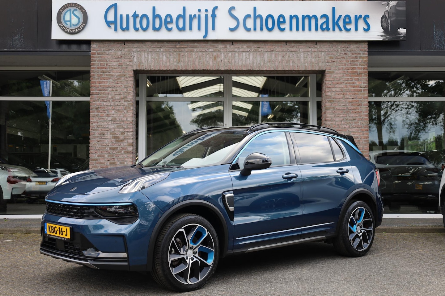 Lynk & Co 01 - 1.5 261PK! 360-CAMERA STOELVERW. PANO/SCHUIF MEMORY INFINITY DAB NAVI CARPLAY ELEK.ACHTERK - AutoWereld.nl