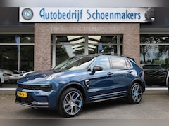 Lynk & Co 01 - 1.5 261PK 360-CAMERA STOELVERW. PANO/SCHUIF MEMORY INFINITY DAB NAVI CARPLAY ELEK.ACHTERKL