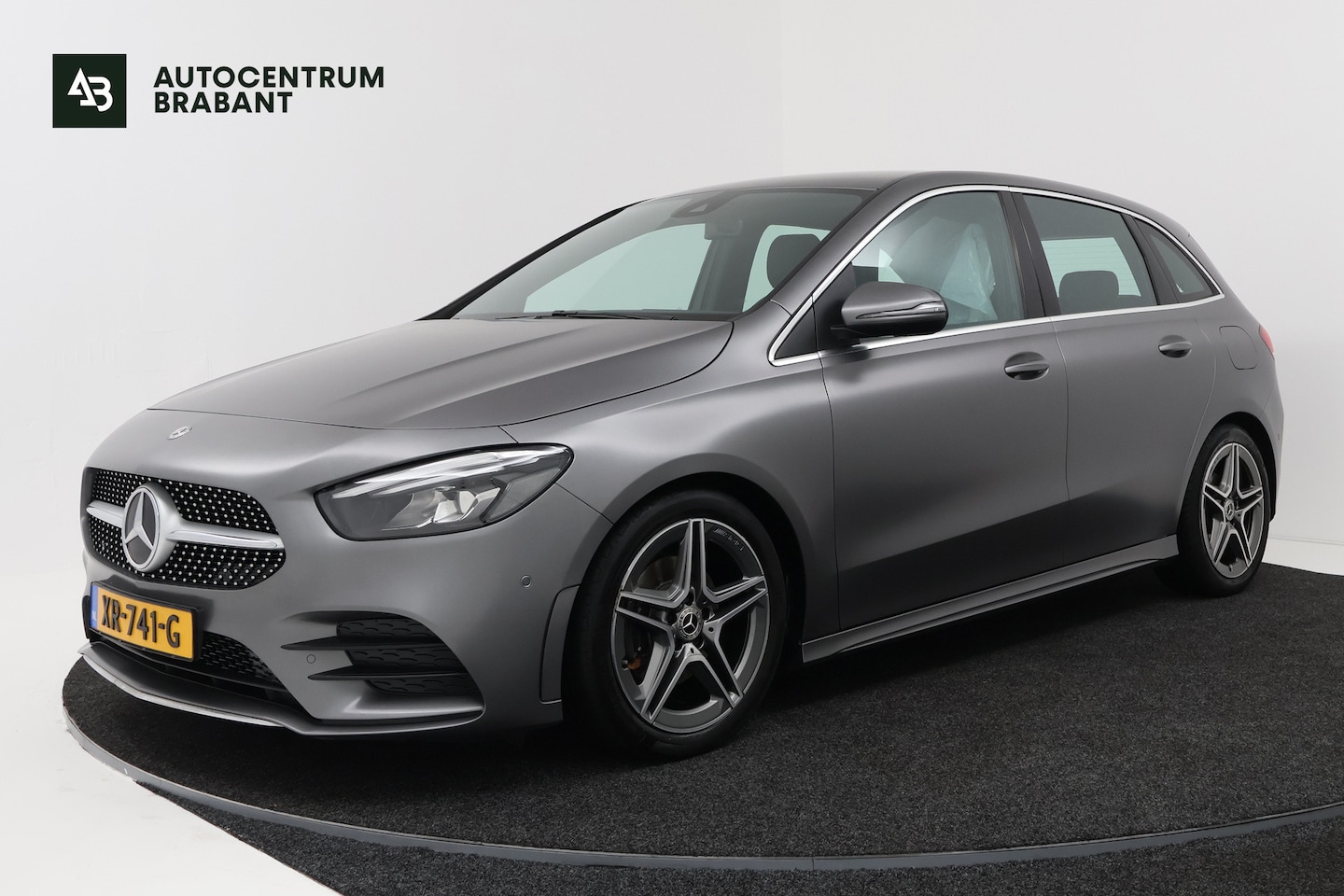 Mercedes-Benz B-klasse - 180 Business Solution AMG (TREKHAAK WEGKLAPBAAR, CAMERA, STOELVERWARMING, LED) - AutoWereld.nl