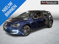 Volkswagen Golf - 1.4 TSI GTE Panorama dak Leder Apple-carplay