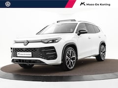 Volkswagen Tayron - 1.5 eTSI 204pk DSG R-Line Edition · Panoramadak · 360 Camera · Inklap. Trekhaak · Massages