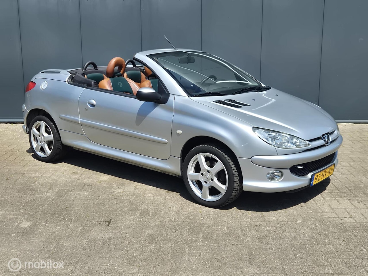 Peugeot 206 CC - 1.6-16V|APK 6-2027 - AutoWereld.nl