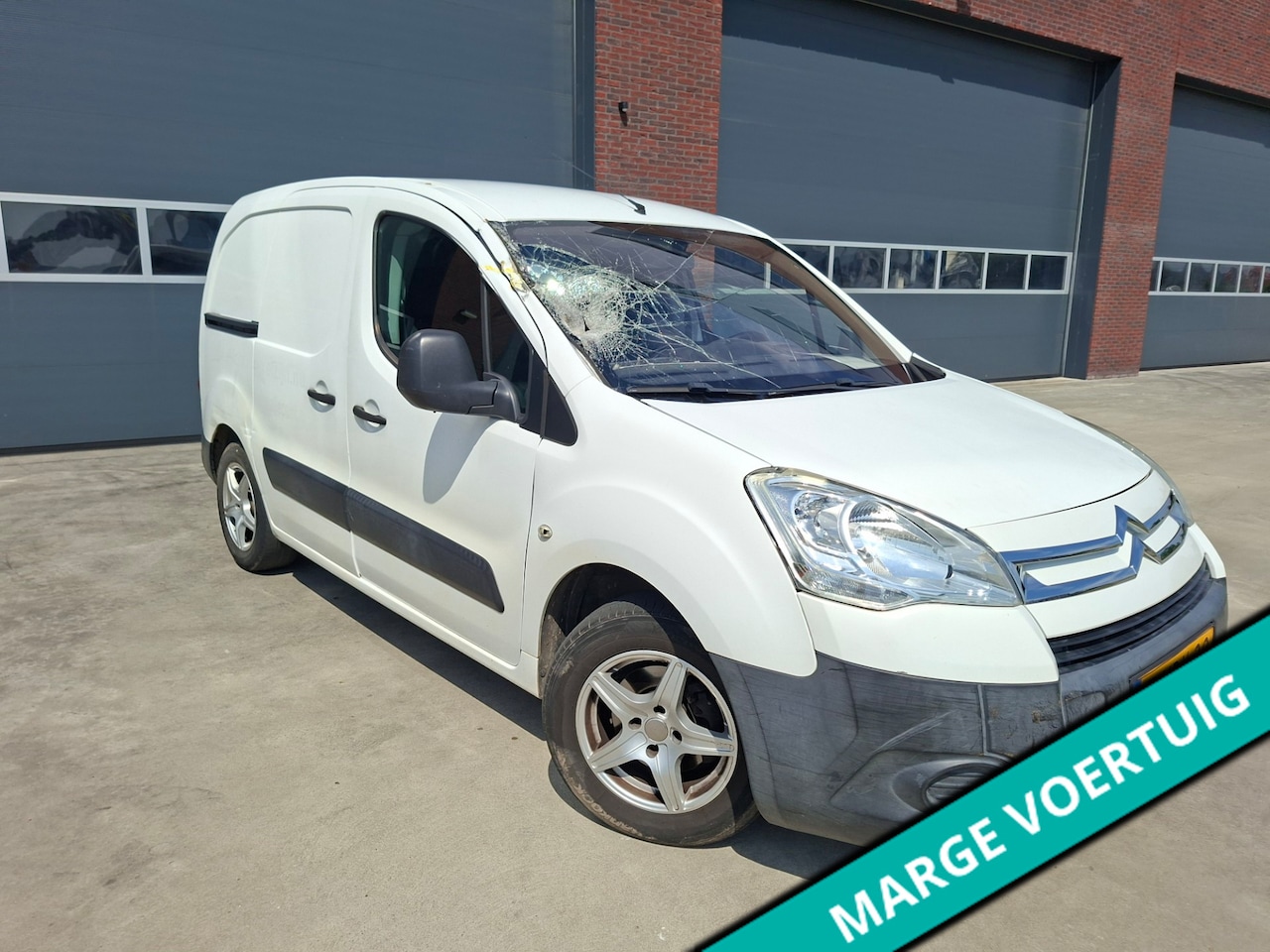 Citroën Berlingo - 1.6 HDI 500 Club 3 pers airco schuifdeur schade-auto - AutoWereld.nl