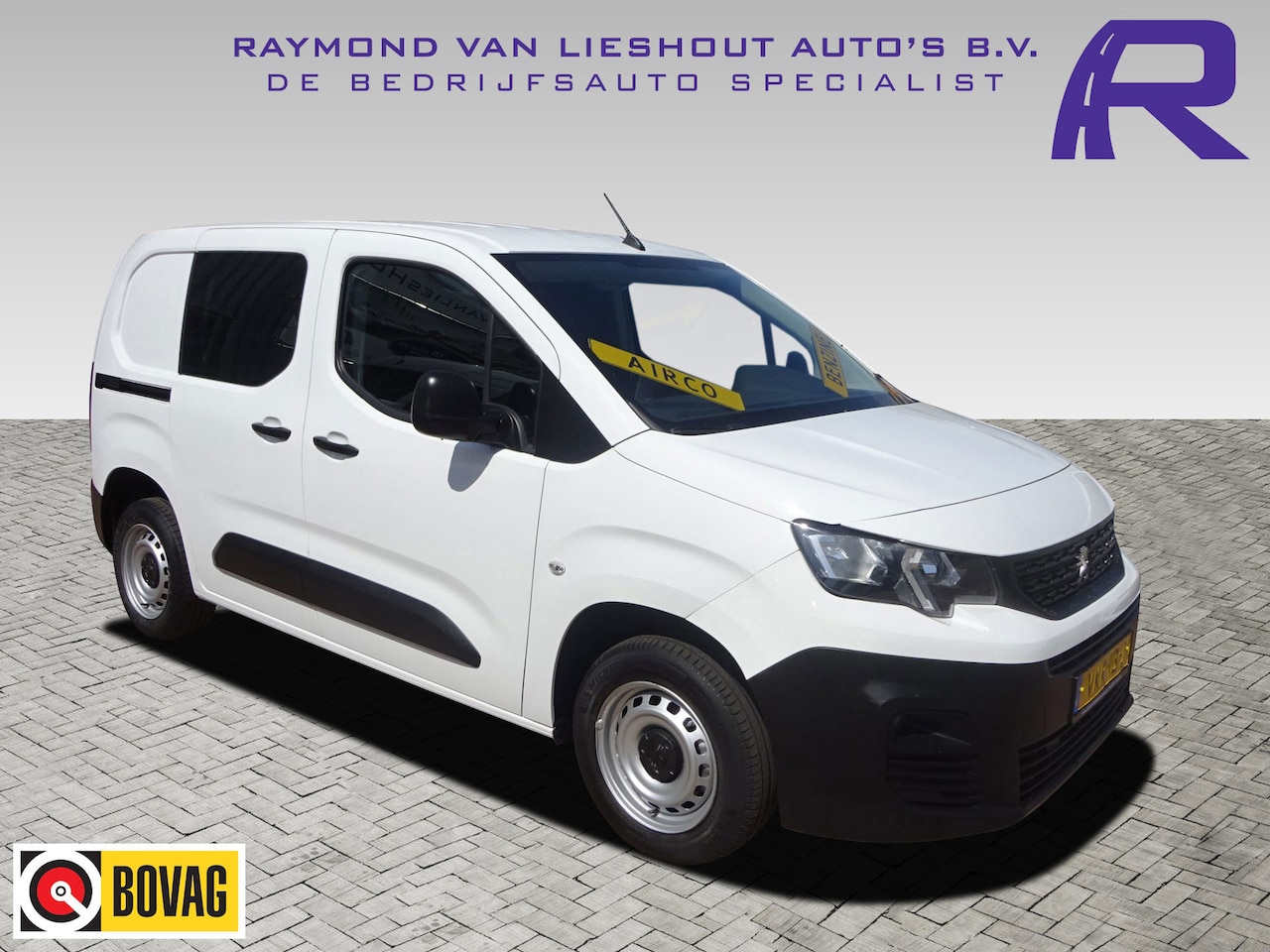 Peugeot Partner - 1.2 PureTech Pro BENZINE BPM VRIJ AIRCO NAVI CRUISE CONTROL PDC SCHUIFDEUR - AutoWereld.nl