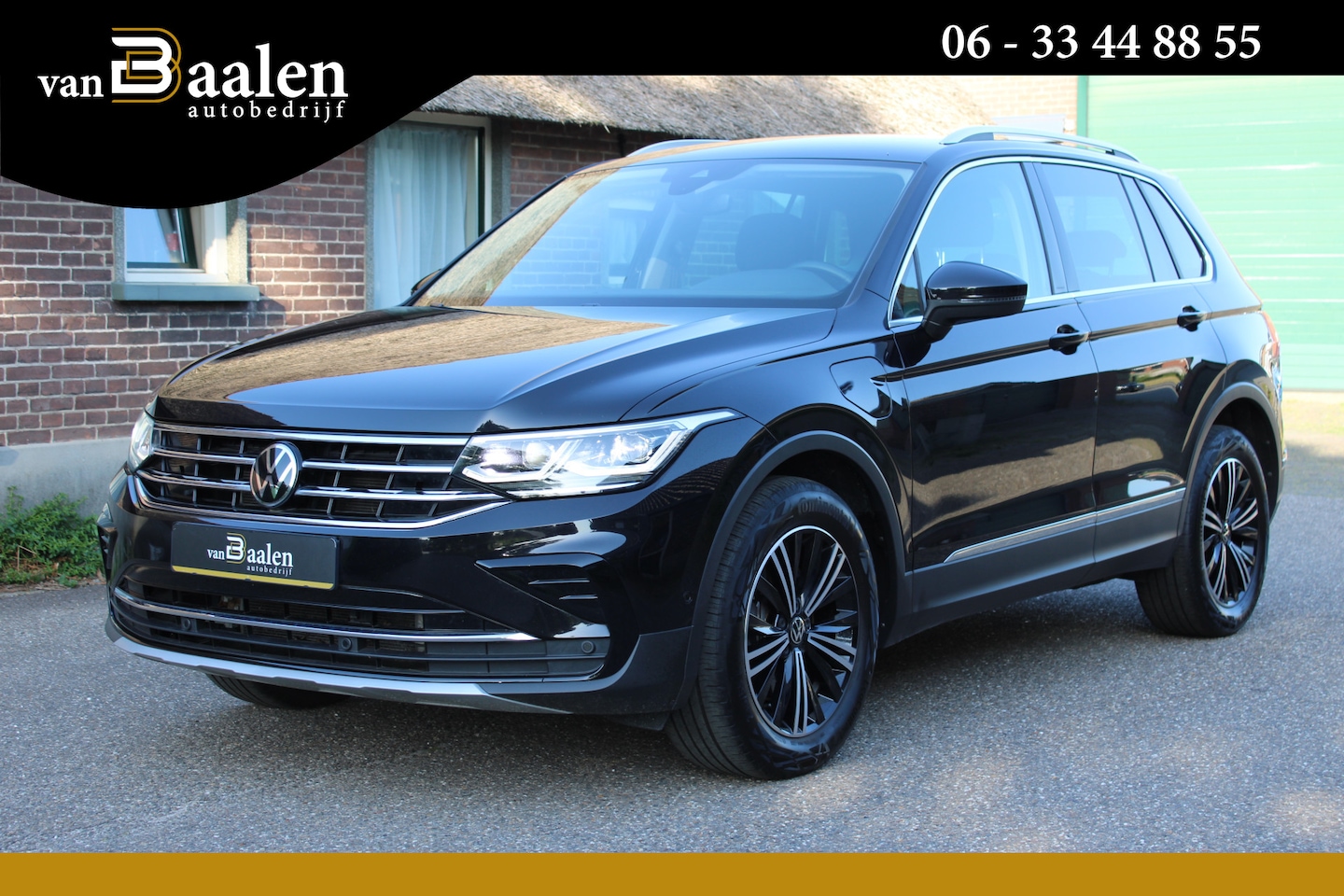 Volkswagen Tiguan - 1.4 TSI eHybrid ELEGANCE SOh 91,1% NAVI IQ LED TREKHAAK 85000KM!!! - AutoWereld.nl