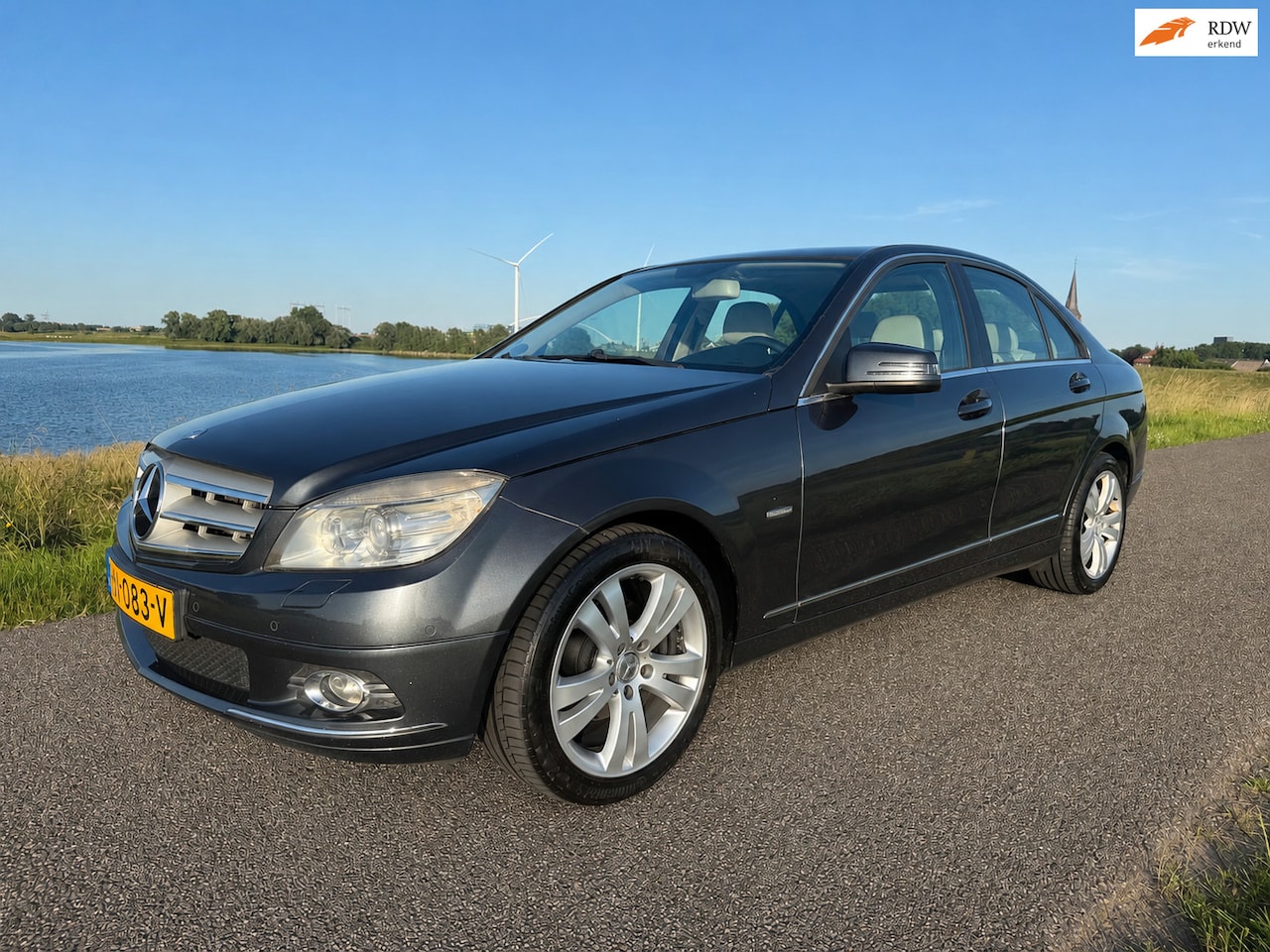 Mercedes-Benz C-klasse - 180 K BlueEFFICIENCY Business Edition Avantgarde - AutoWereld.nl