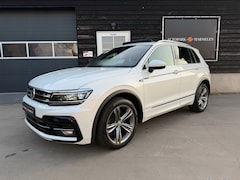 Volkswagen Tiguan - 2.0 TSI 4Motion 3X R Line Pano Trekhaak