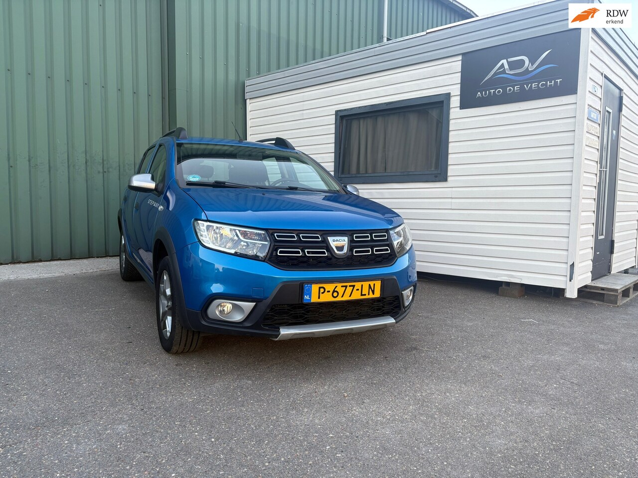 Dacia Sandero - 1.0 TCe Comfort LPG - TREKHAAK - AIRCO - LM VELGEN - AutoWereld.nl