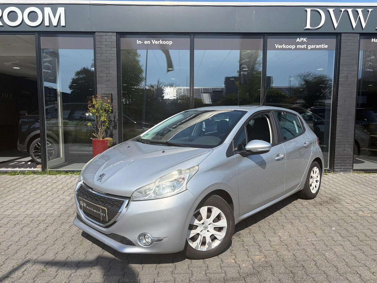 Peugeot 208 - 1.2 Vti Access 1.2 VTi Access - AutoWereld.nl