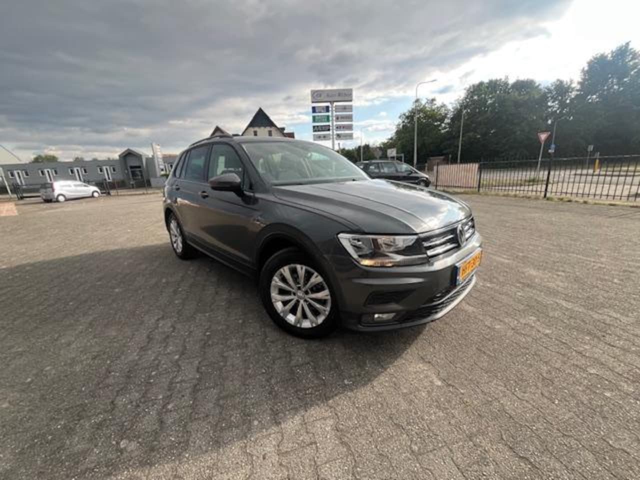Volkswagen Tiguan - 1.4 TSI Comfortline Incl. 1 jaar Bovag garantie