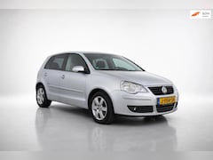 Volkswagen Polo - 1.2 Easyline|airco|isofix|lichtmetaal|parkeer sensoren