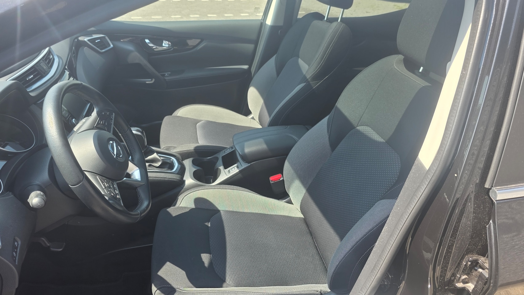 Nissan Qashqai - 1.3 N-Connecta