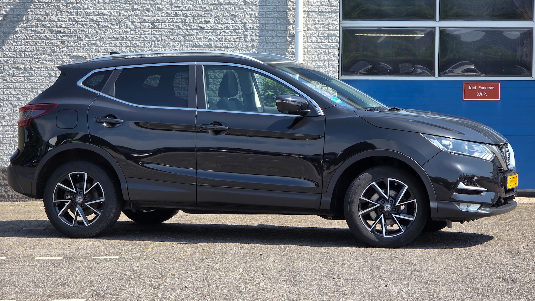 Nissan Qashqai - 1.3 N-Connecta