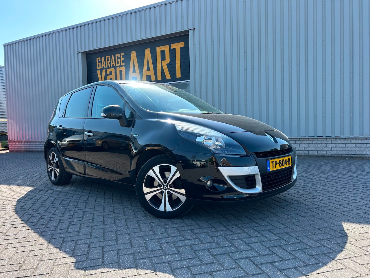 Renault Scénic - 2.0 Bose | AUTOMAAT | NAVI | CRUISE | - AutoWereld.nl