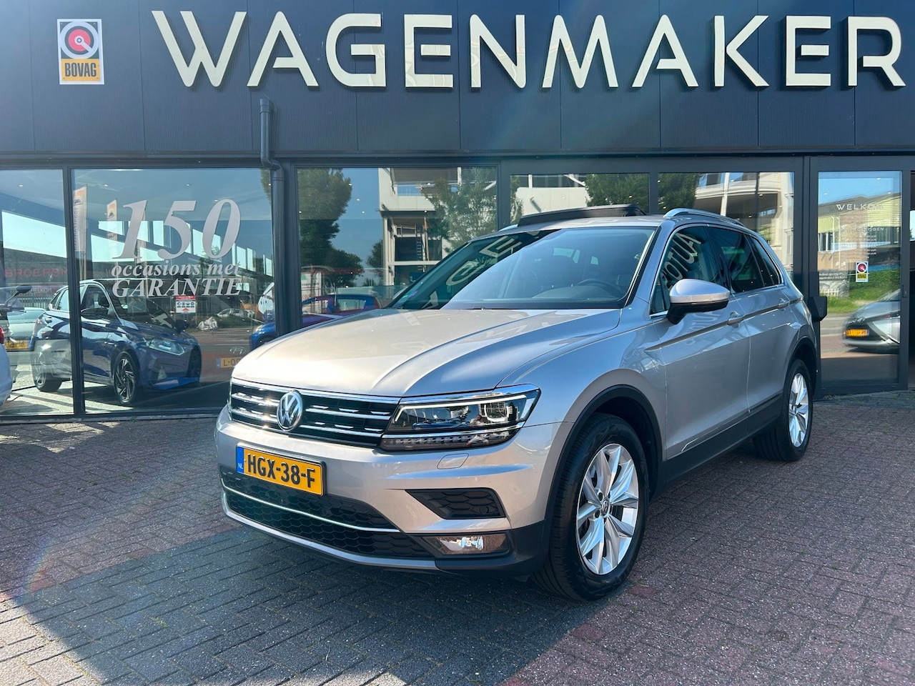 Volkswagen Tiguan - 2.0 TSI 4Motion Highline Aut|PANO|Leder|CAM - AutoWereld.nl