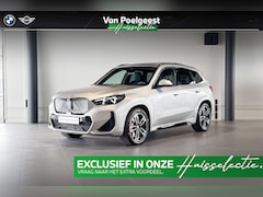 BMW iX1 - eDrive20 67 kWh | M Sport Pro | Glazen Panoramadak | Stoelverwarming | Harman Kardon | Tre